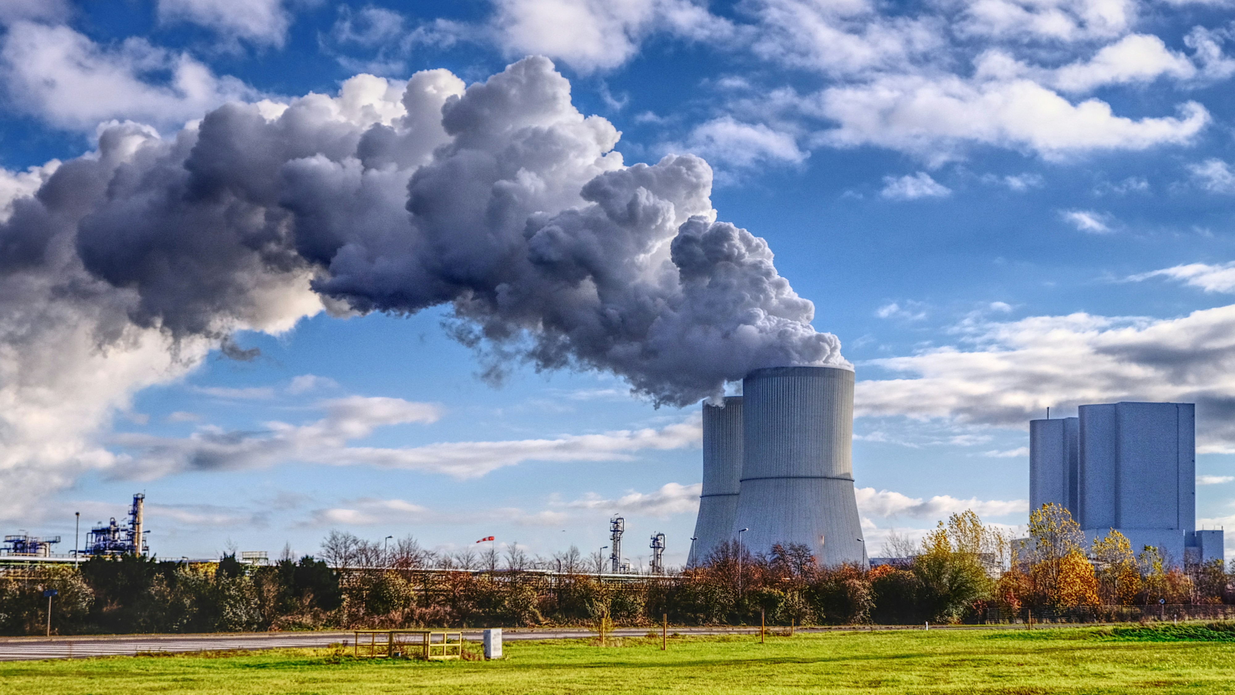 CO2-Differenzverträge für Unternehmen und Konsortien: Klimafreundliche Produktion wirtschaftlich machen